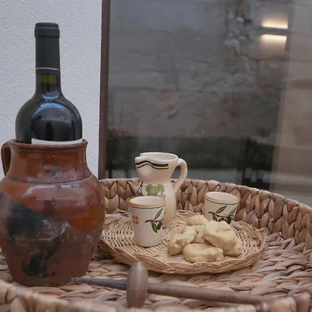 Le Volte Leccesi פורטו צ'זראו